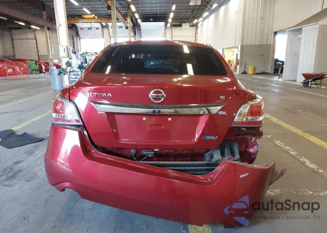 2014 Nissan Altima 2.5/2.5 S/2.5 Sl/2.5 Sv z USA, uszkodzony, nr VIN 1N4AL3AP2EC284588